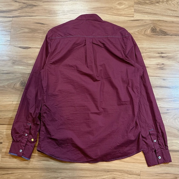 Descendant of Thieves Men’s L Burgundy Dot Button Shirt - Picture 2 of 10